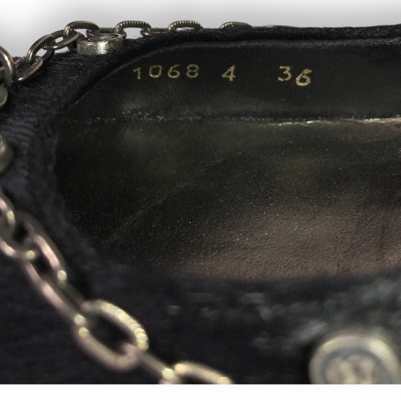 Rock & Republic Pointed Toe Fur Wrap Around Chained Logo Wedge Black Size EU 36 - Picture 13 of 15